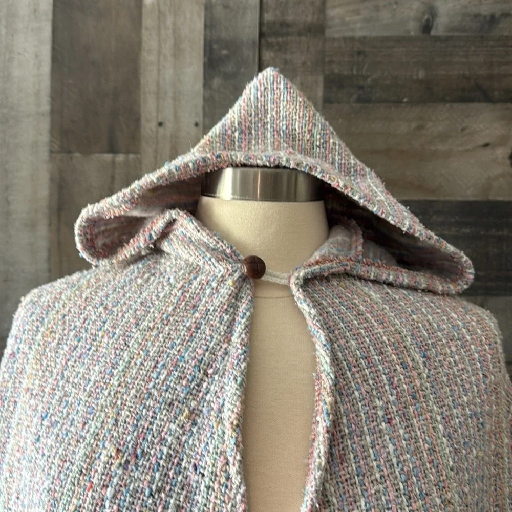 Pastel rainbow knit hooded poncho pink fringe girls OS girlhoodcore winter